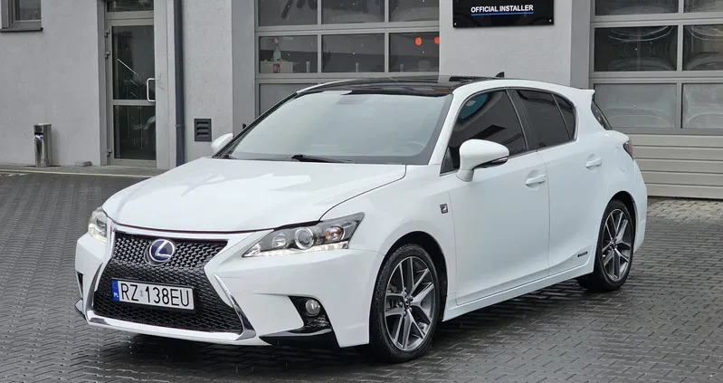 lexus ct Lexus CT cena 62000 przebieg: 115000, rok produkcji 2016 z Rzeszów